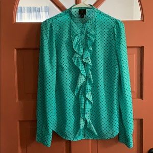 Long sleeve dress top, button up collar.